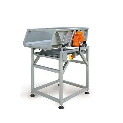 Tavă vibrantă pentru dozare struguri