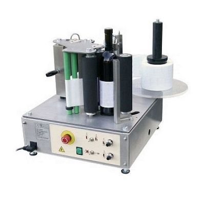 Mașină de etichetat semi-automată