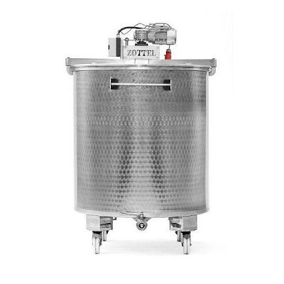 Rezervoare de amestecare cu roți cu mixer