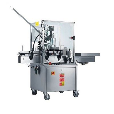 Mașină de etichetat automata