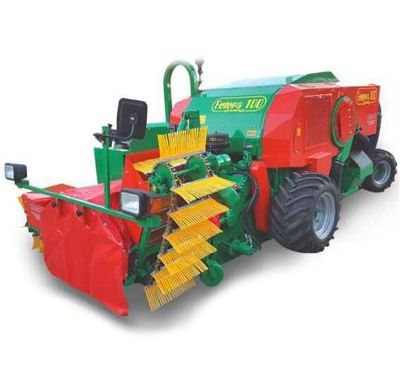 Mașină de recoltat autopropulsată